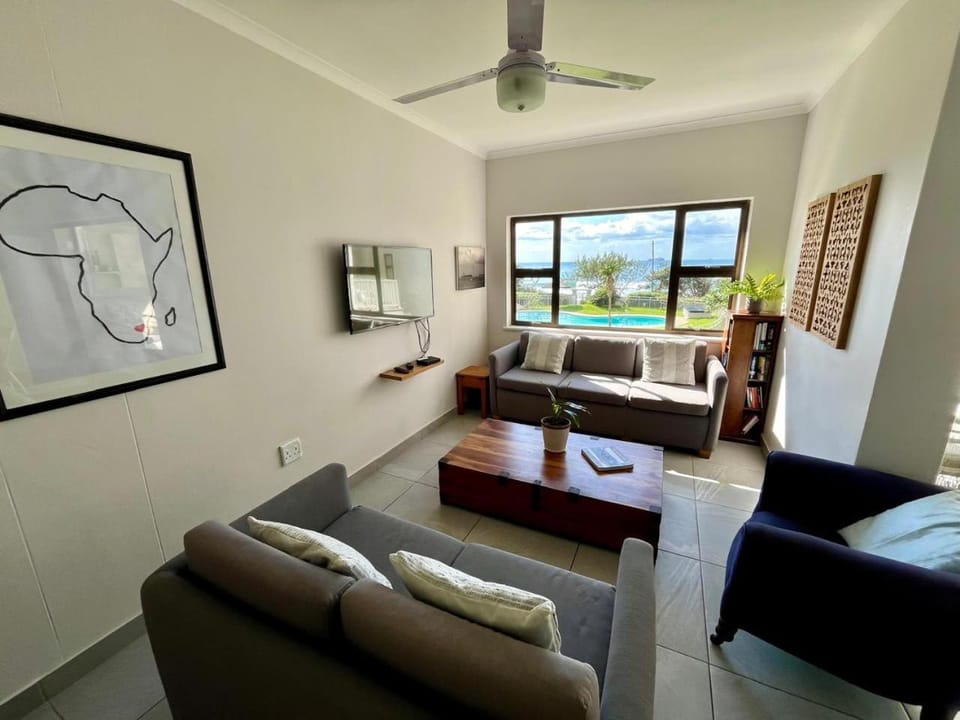 The Umdloti Lighthouse Tripelx Apartment in KwaZulu-Natal