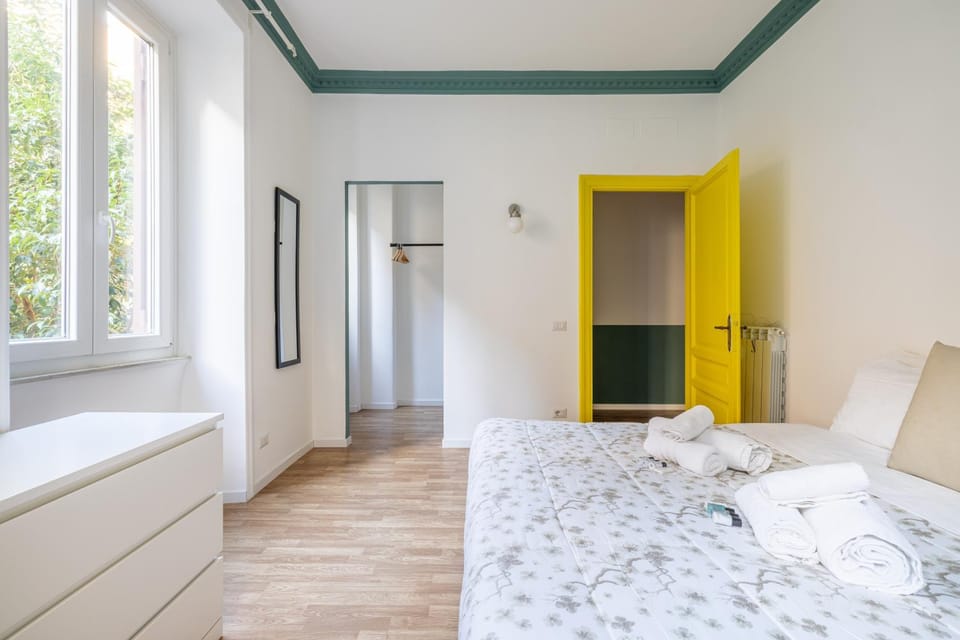 Bed, Photo of the whole room, Bedroom, wardrobe