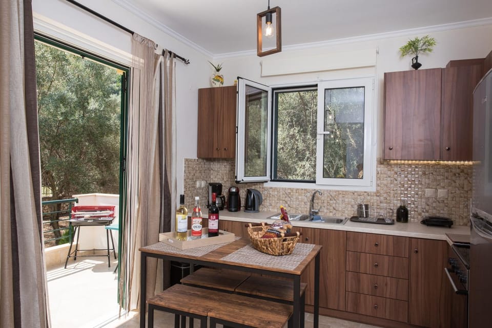 Coffee/tea facilities, kitchen