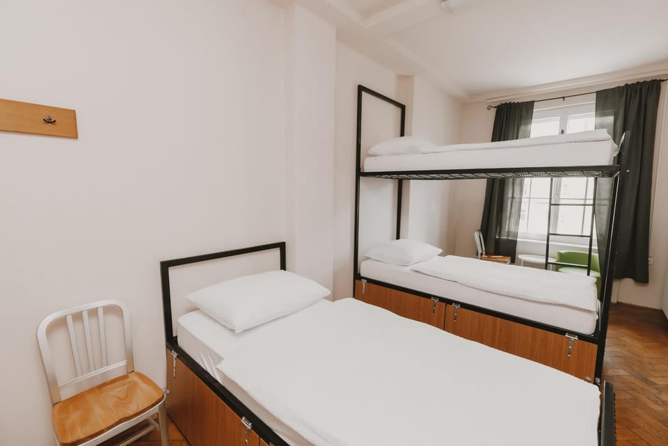 Photo of the whole room, Bedroom, bunk bed