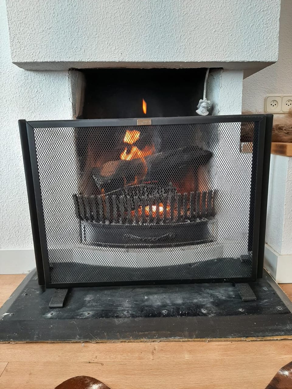 DunaSki - Top views from all rooms, 3 bd - 2 wc, 50m from slopes, fireplace, massive windows and sunlight! Apartment in Sierra Nevada