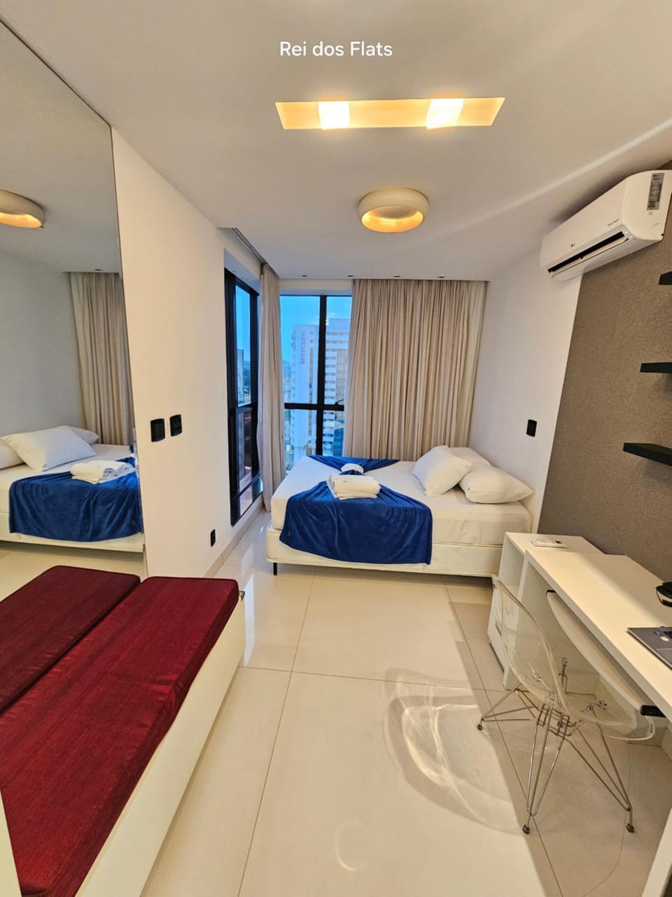 Bed, TV and multimedia, Seating area, hair dresser