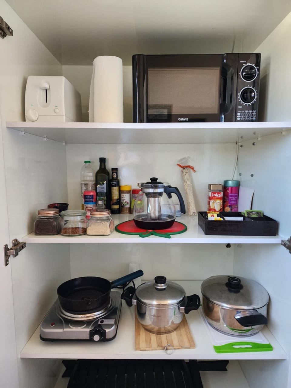 Coffee/tea facilities, Kitchen or kitchenette, minibar, stove, toaster