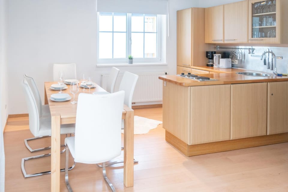Coffee/tea facilities, Kitchen or kitchenette