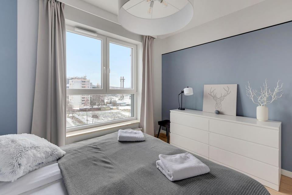Bed, Photo of the whole room, Bedroom, Area and facilities, towels, wardrobe