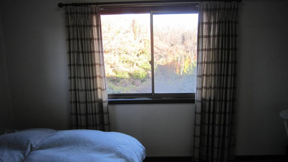 Bedroom, Garden view