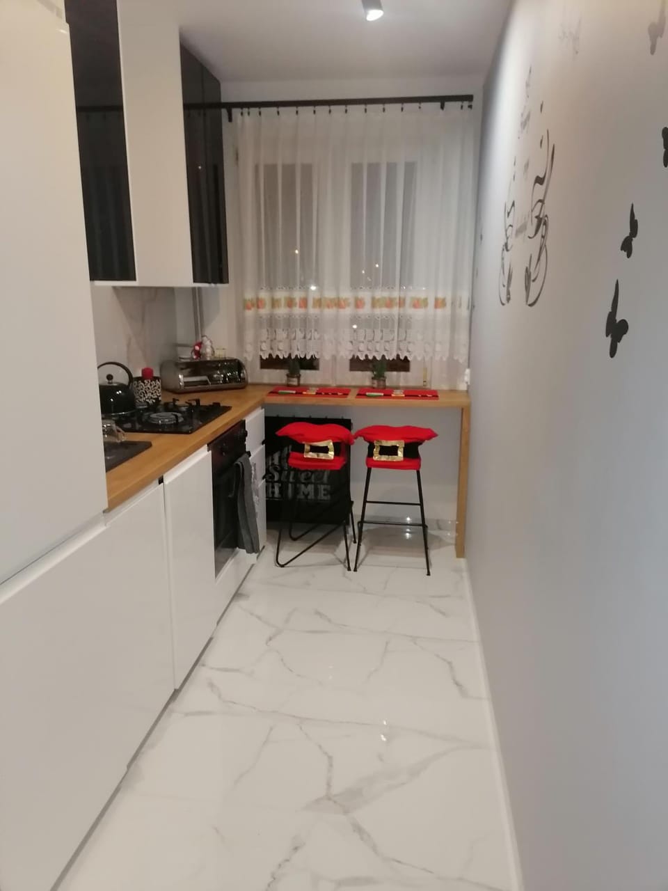 Dining area, Communal kitchen