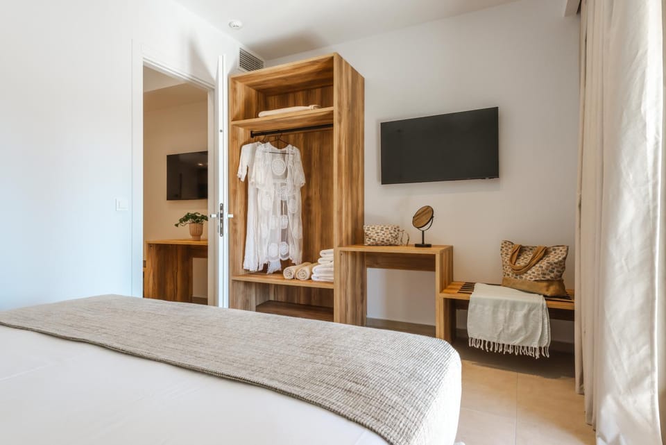 EMERALD Luxury Living Apartment in Peloponnese, Western Greece and the Ionian