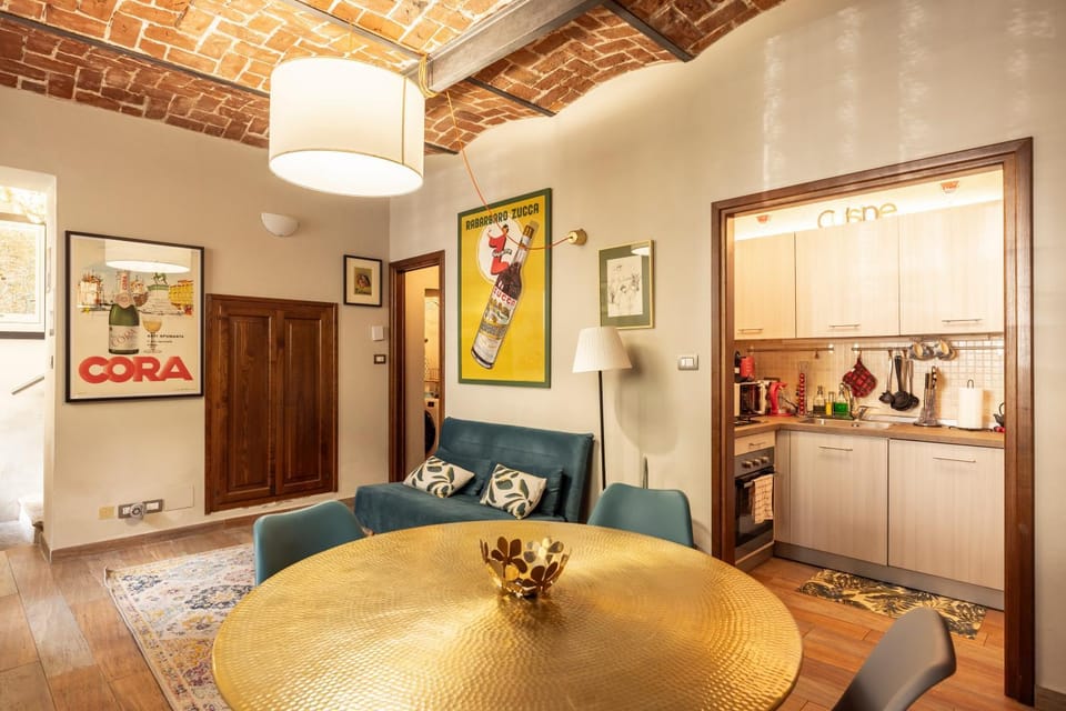 Kitchen or kitchenette, Living room, Seating area