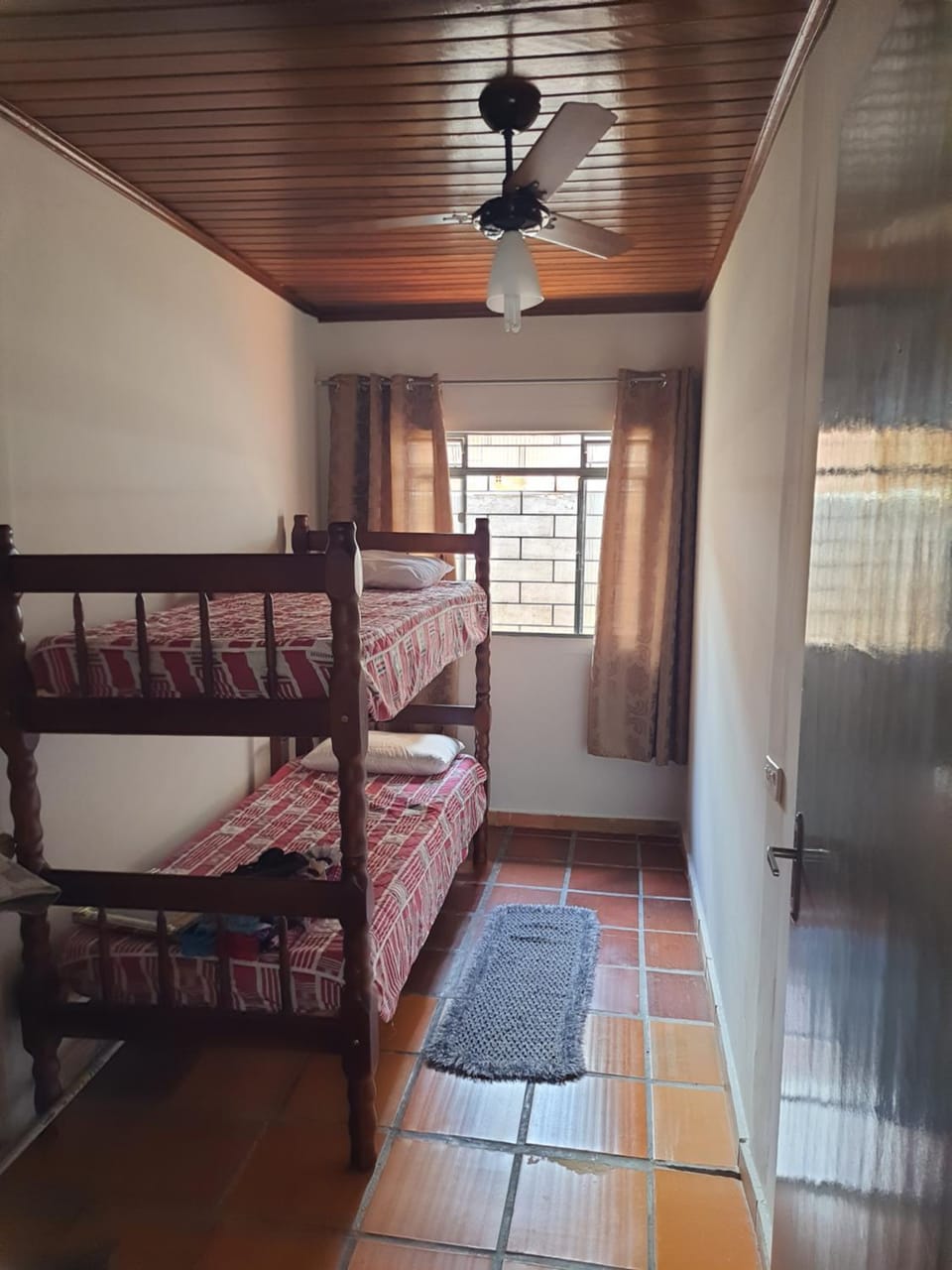 Leal house House in State of Paraná