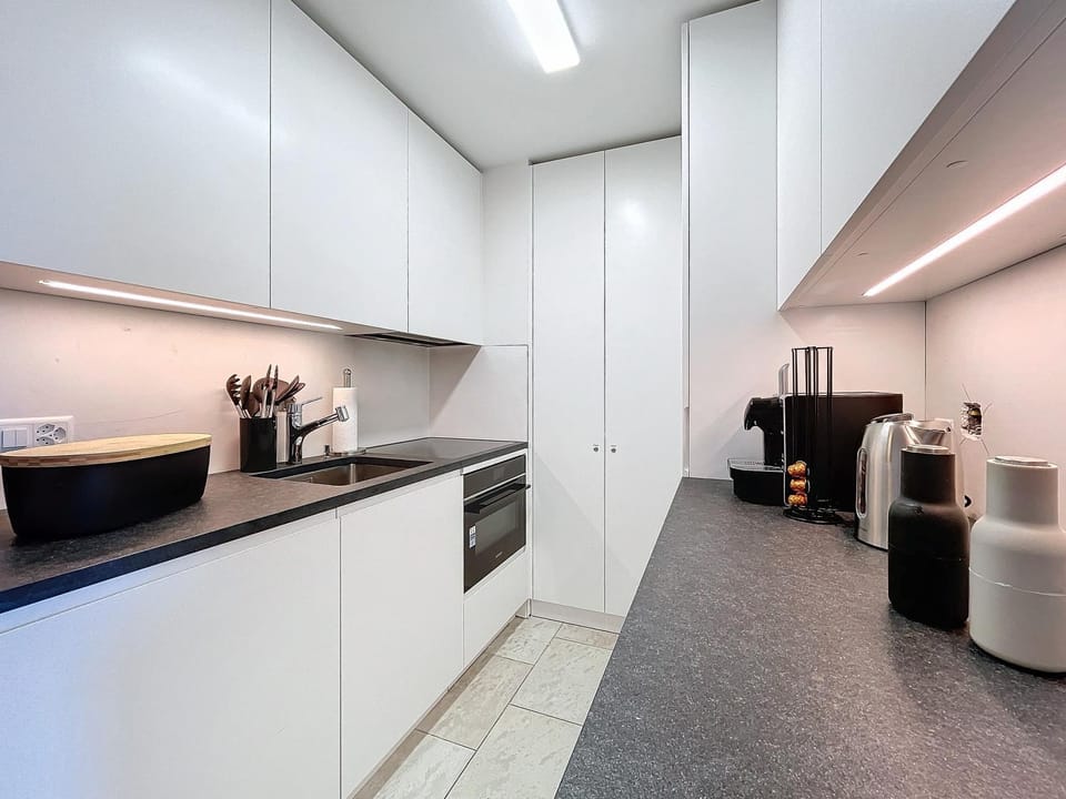 Kitchen or kitchenette, stove