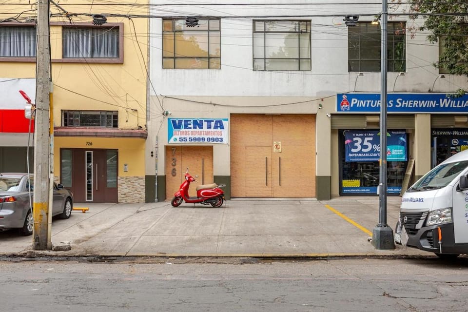 Property building, Day, Neighbourhood, Street view, Location