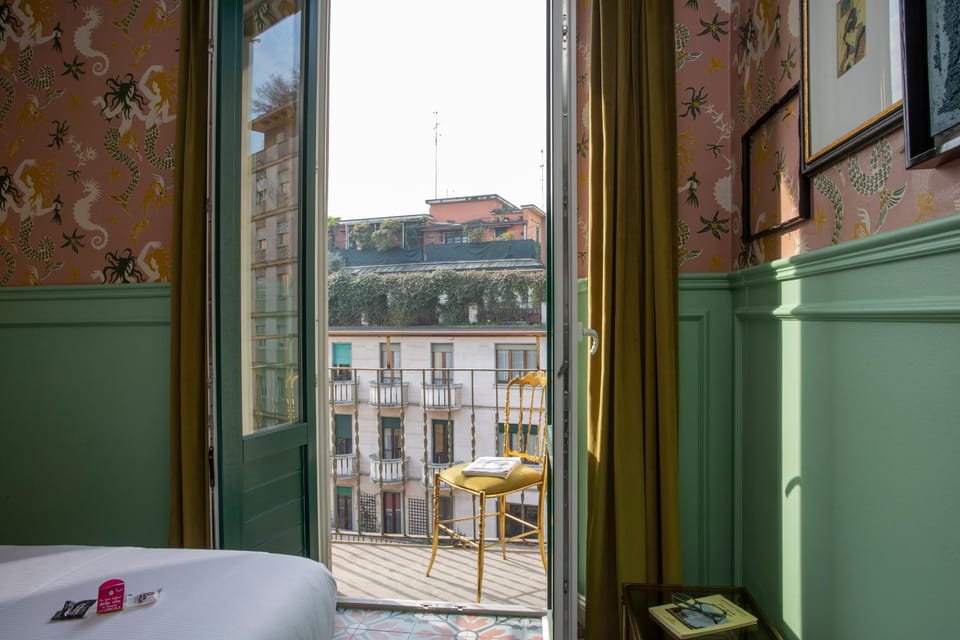 View (from property/room), Balcony/Terrace, Photo of the whole room