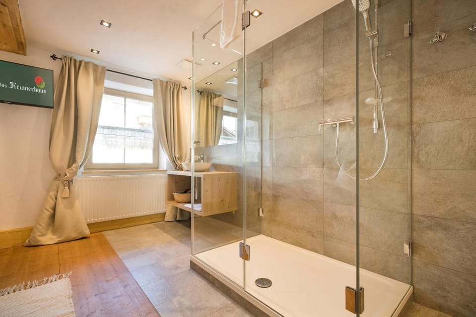 Bathroom, Living room