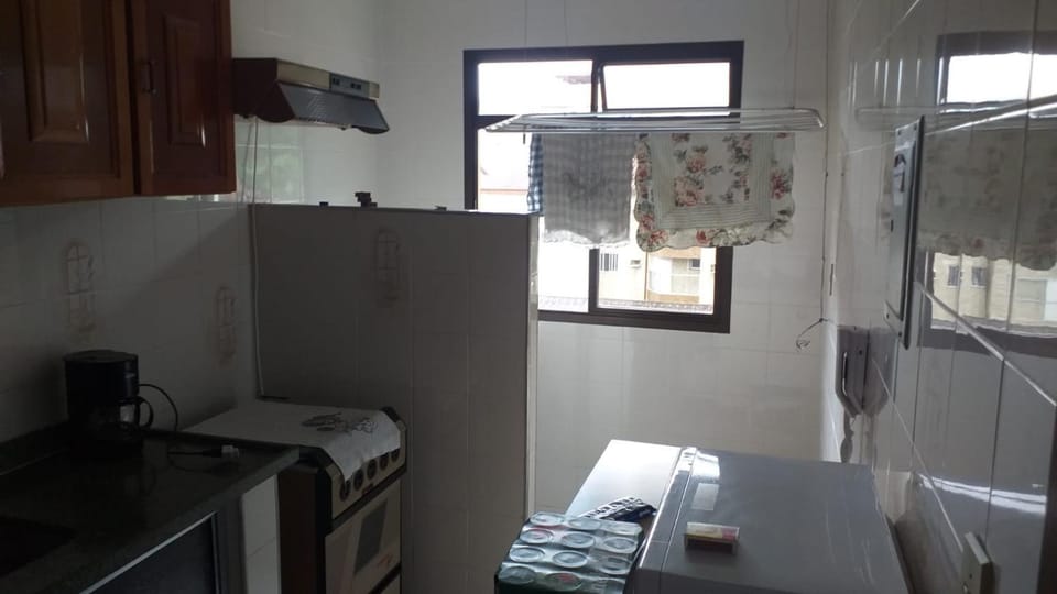 Kitchen or kitchenette, Communal kitchen