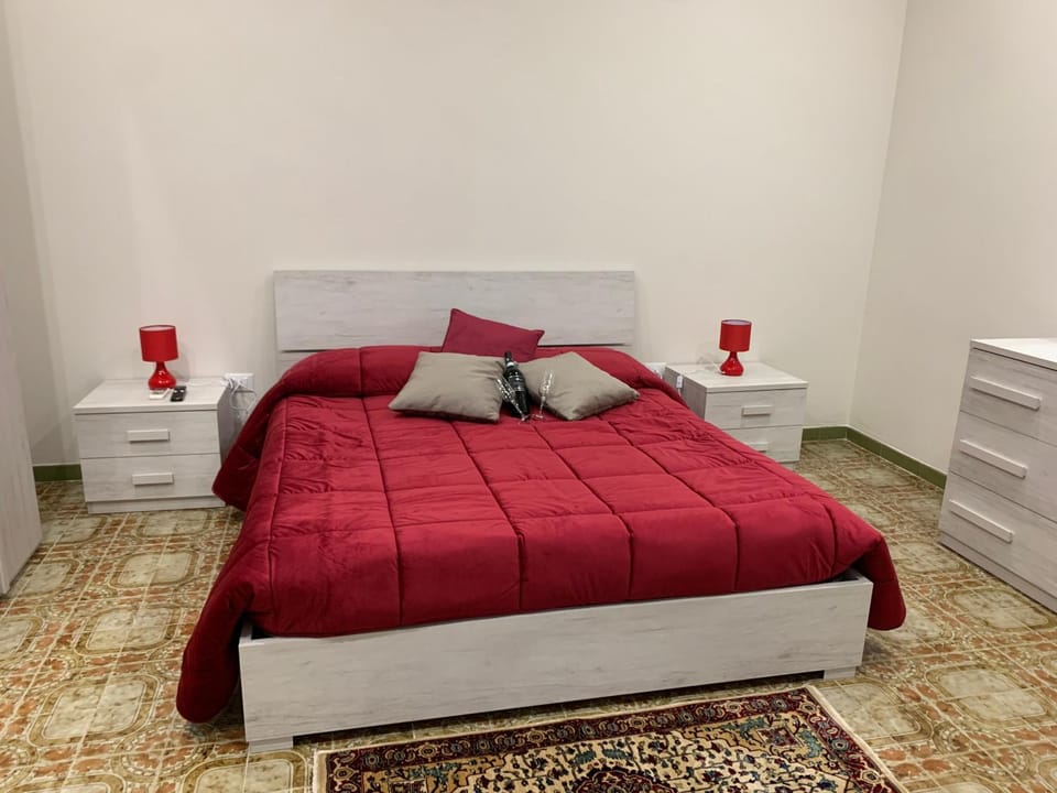 Bedroom, air conditioner
