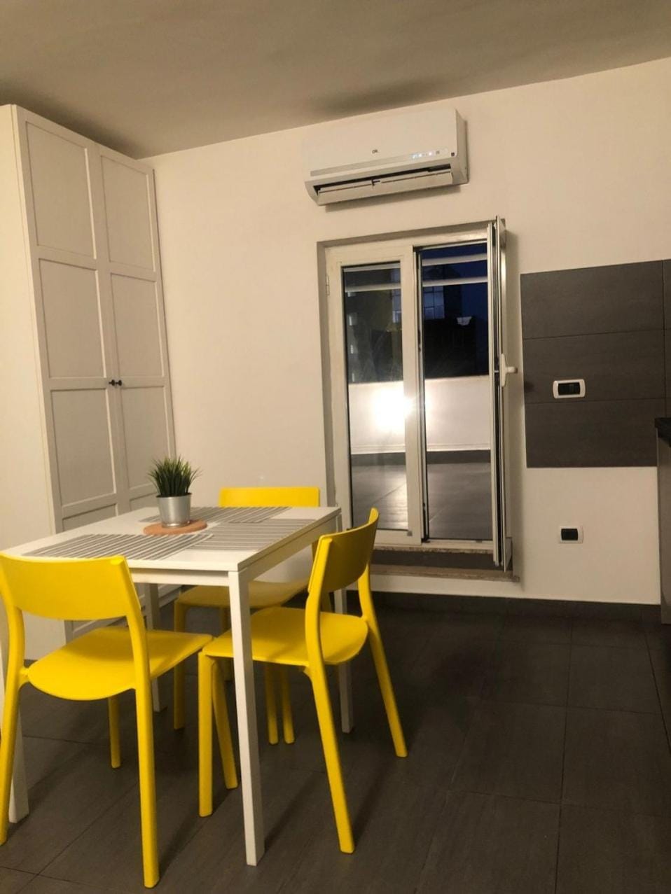 Amendola HOWME Apartment in Bari