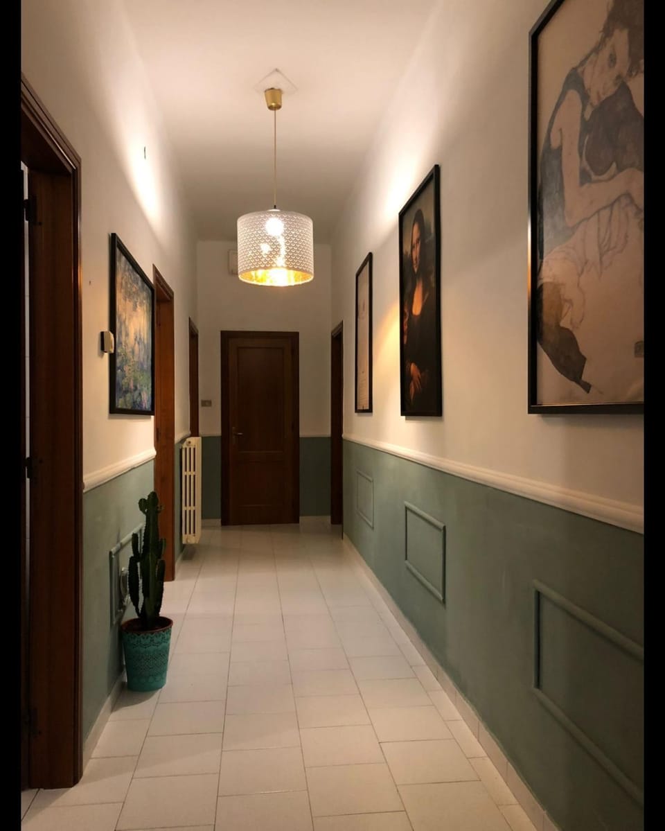 At the Station HOWME Apartment in Bari