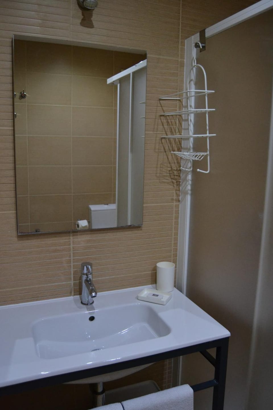Shower, Toilet, Bathroom, Decorative detail, Beach