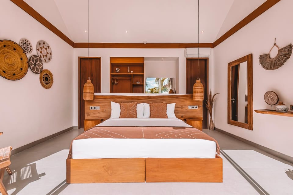 Bed, Photo of the whole room, Bedroom, air conditioner
