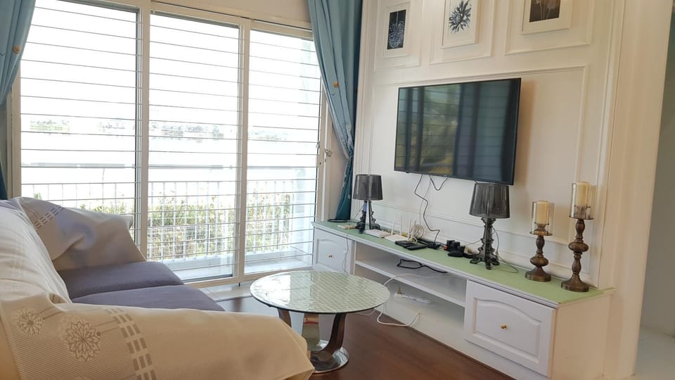 Lake Residence No73 - Classic Style, Cozy 1st Floor House in Selangor, Malaysia
