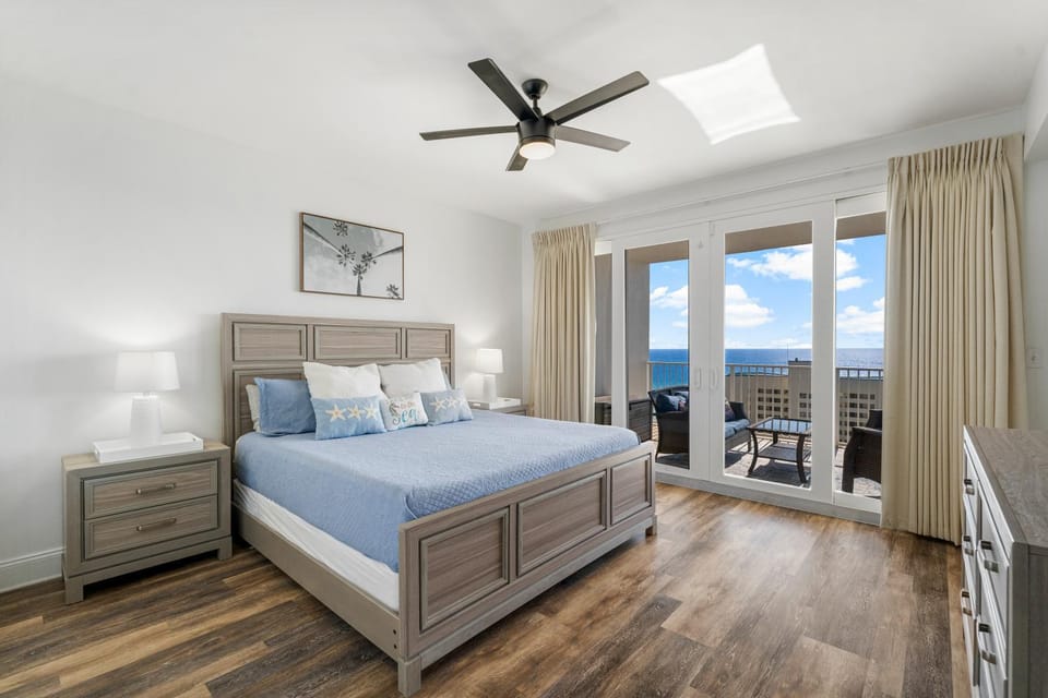 Bedroom, Sea view
