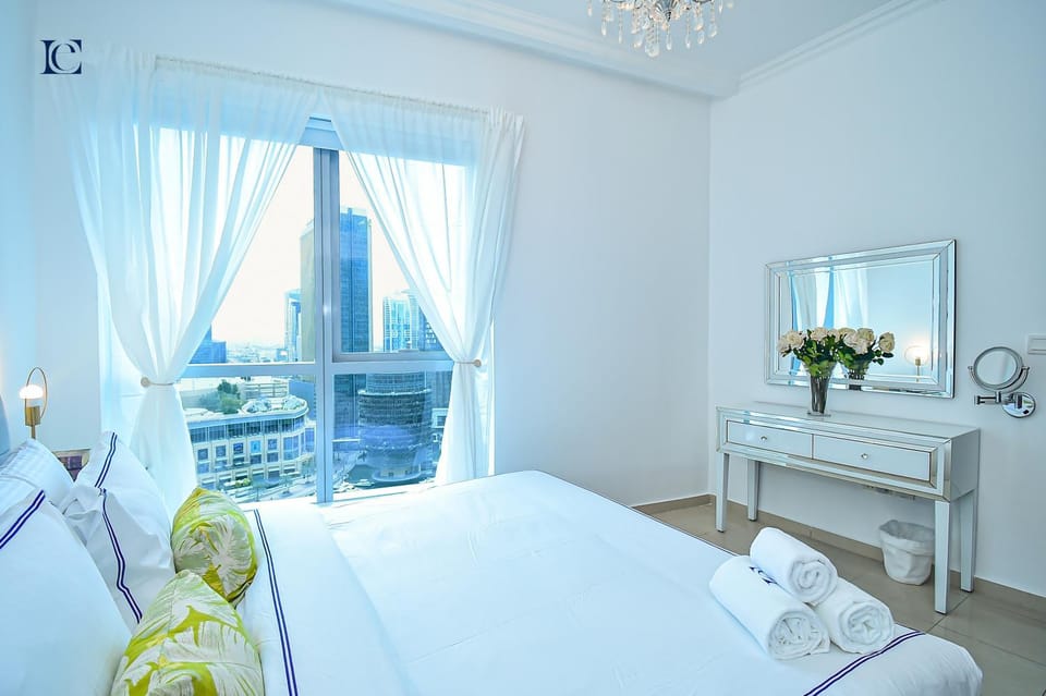 Bed, TV and multimedia, Bedroom, hair dresser