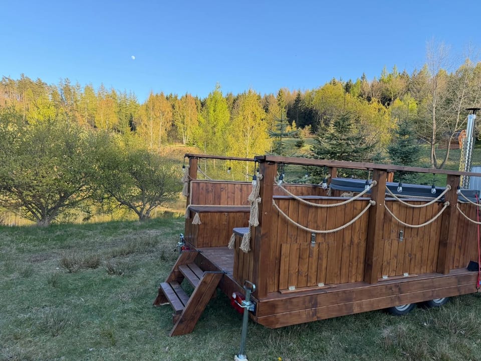 Apartamenty Nad Wodą - Layla Apartment hotel in Lower Silesian Voivodeship