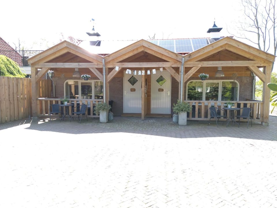 Property building, Day