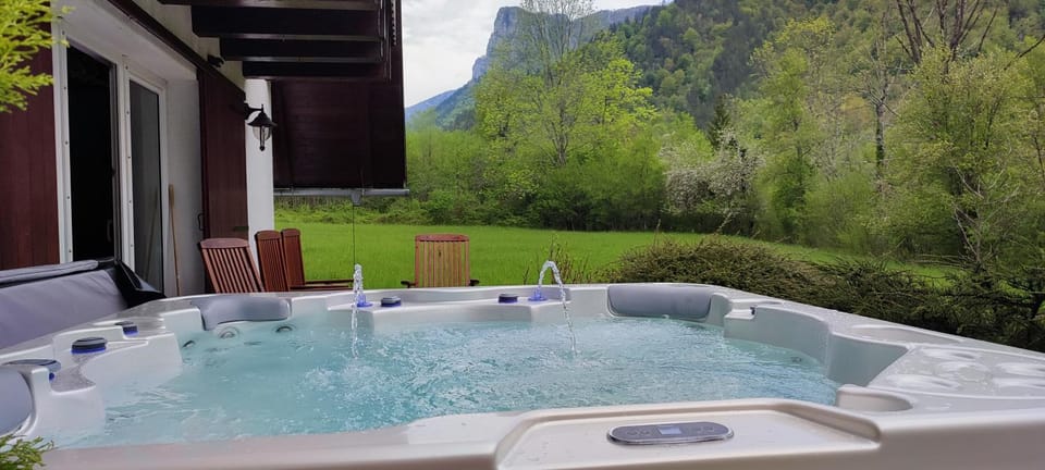 Hot Tub, Spa and wellness centre/facilities, Spa and wellness centre/facilities