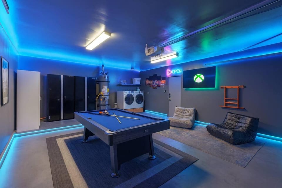 ᨒོ The Good Life - Fun Pool Escape 15 min to Strip House in Green Valley North