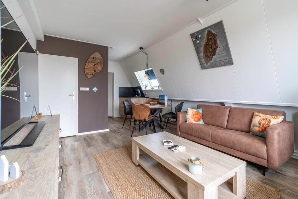 Anna 222 Apartment in De Koog