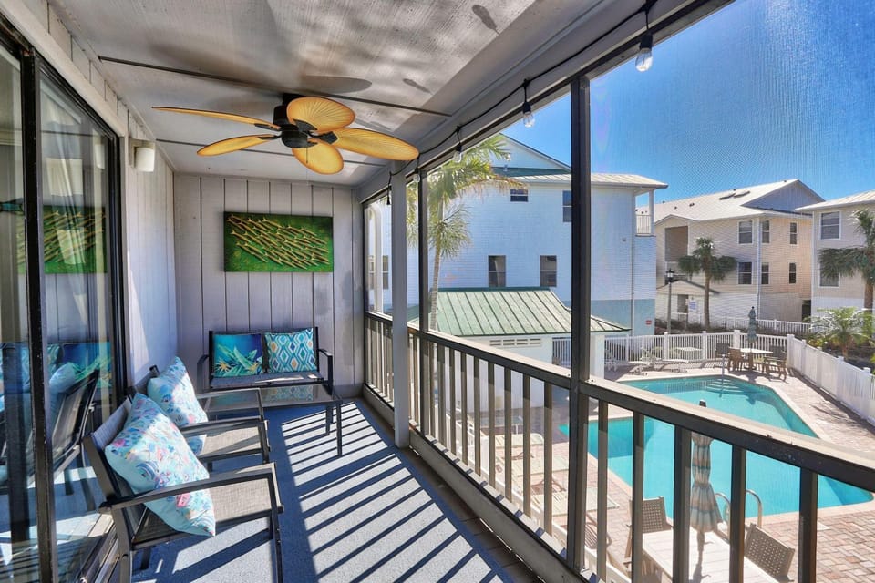 Sea Shell 14 - Premier House in Indian Shores