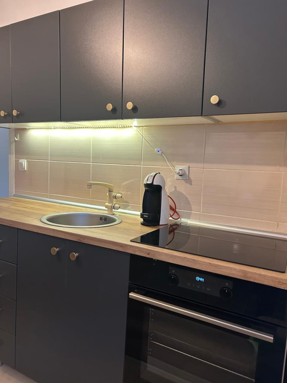 Kitchen or kitchenette, kitchen, kitchen