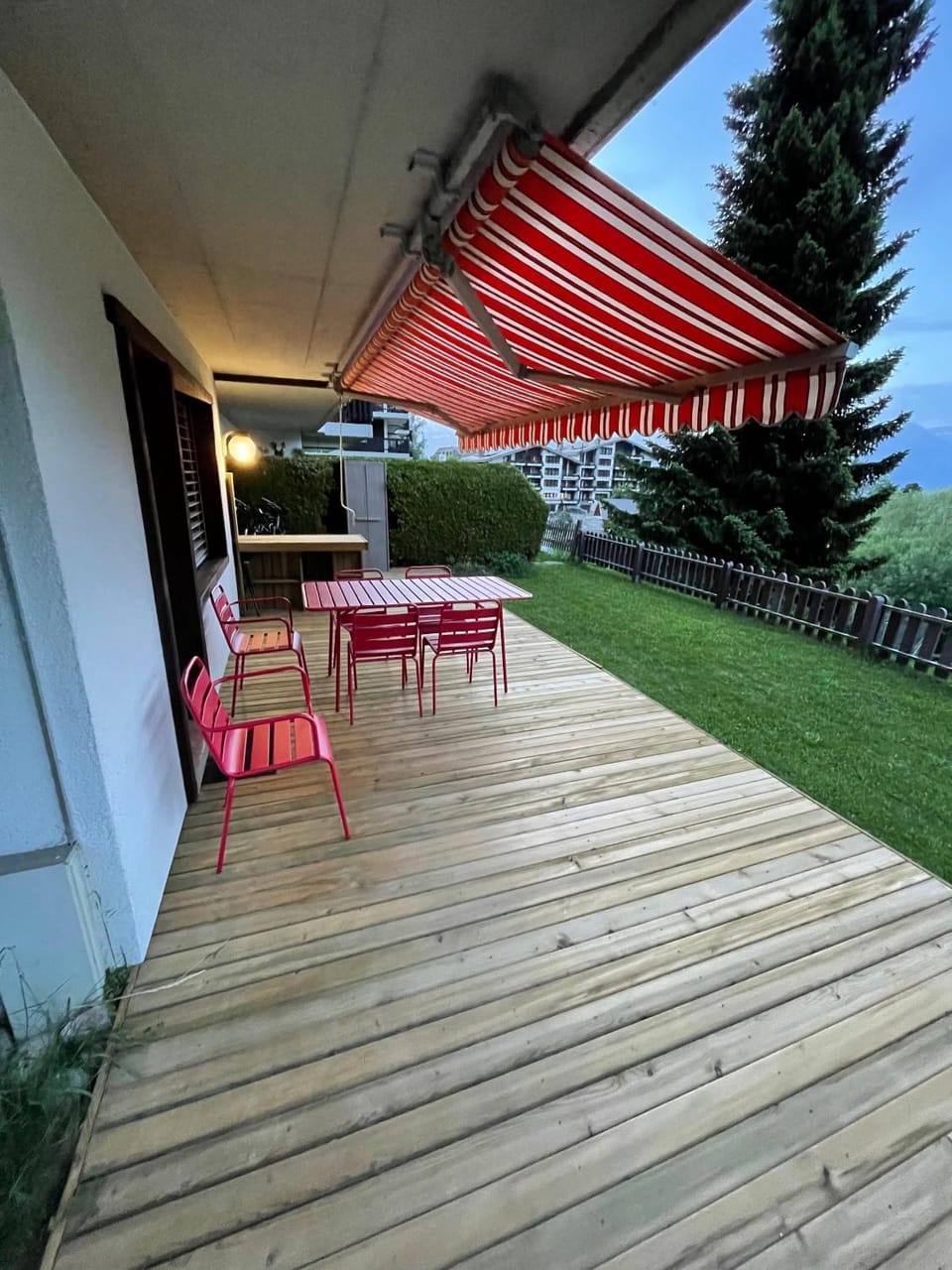 2,5 pièces à Haute-Nendaz, grande terrasse, piscine, sauna, tennis Apartment in Nendaz