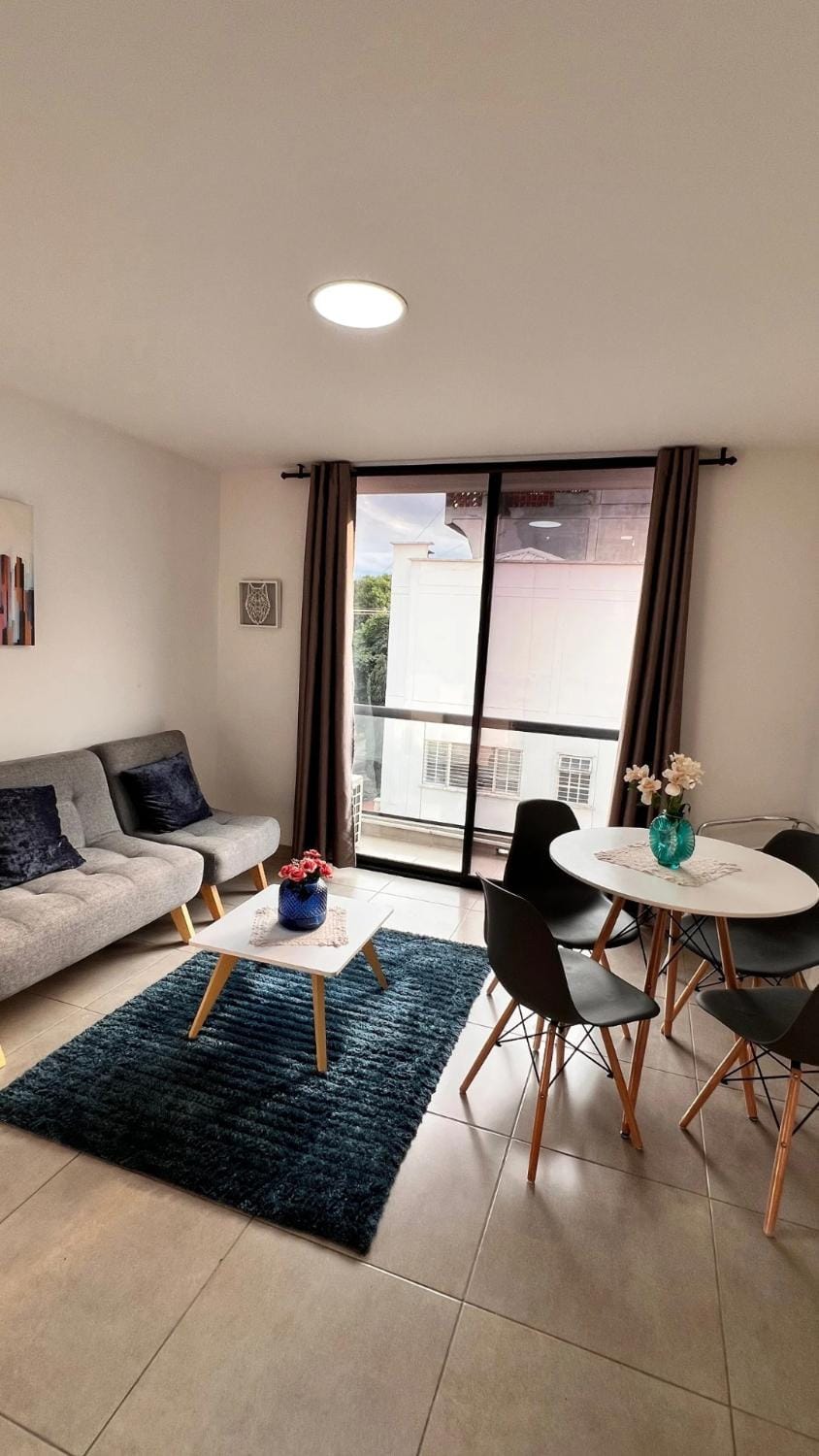 Living room, Photo of the whole room, Seating area, Dining area