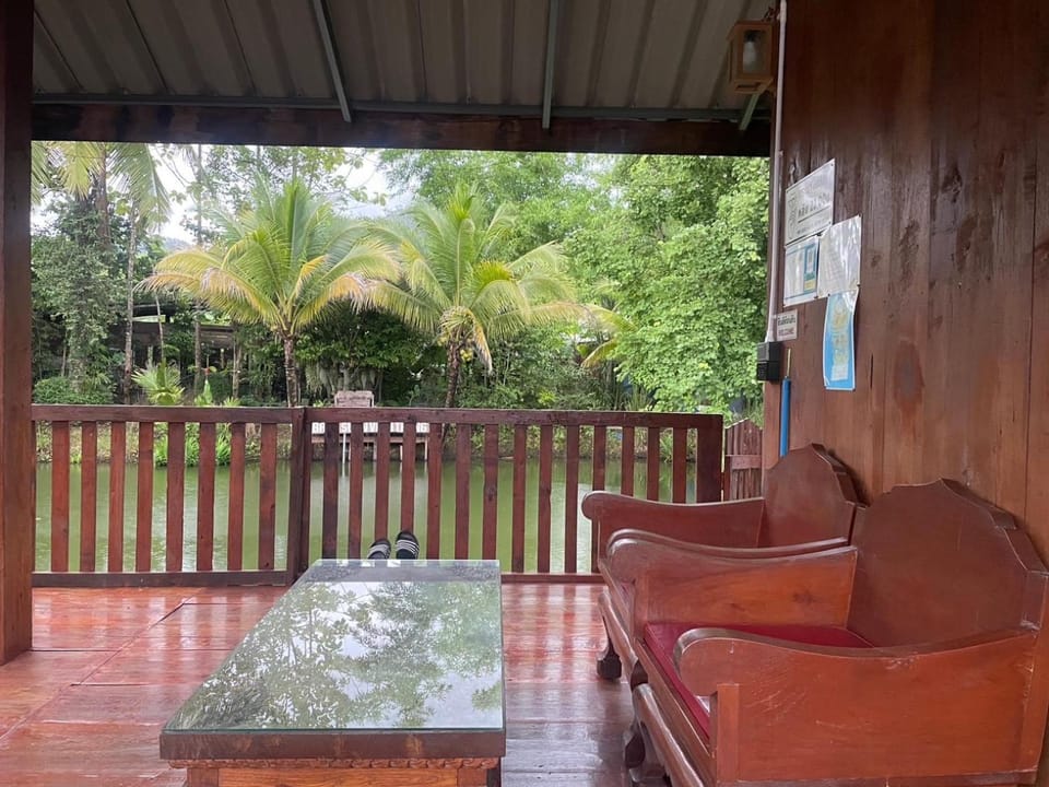 บ้านสวนวิวทุ่ง Campground/ 
RV Resort in Thailand