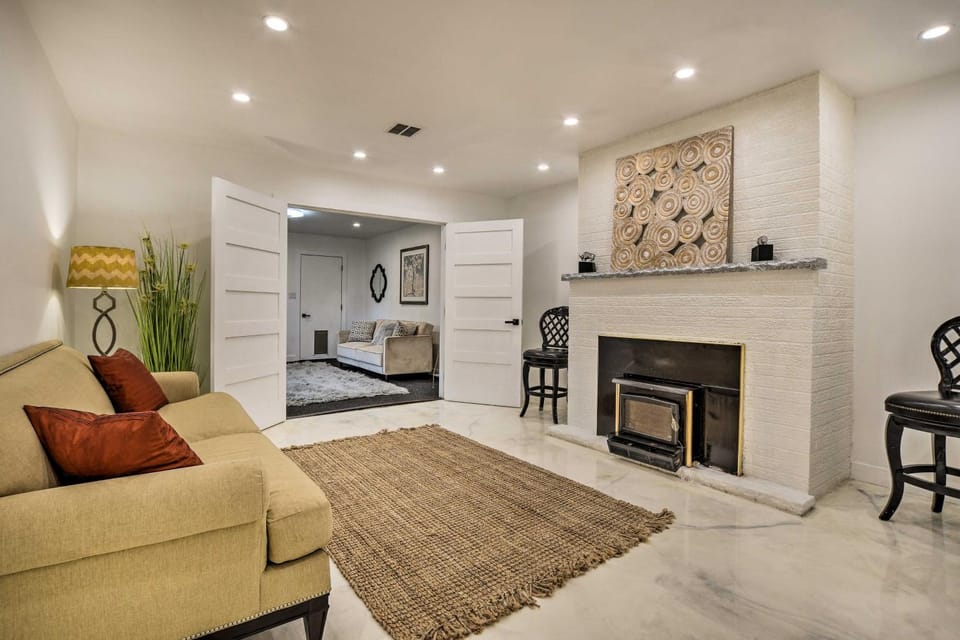 Renovated Griffith Family Home in Chicagoland Area House in Gary