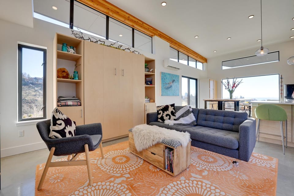 Luxe, Modern Studio w/ Sweeping City Views! Apartment in Boise