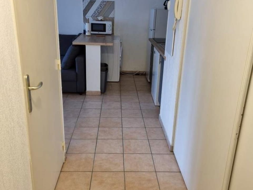 Appartement T2 avec piscine à Biscarrosse Bourg, proche plages du lac et océan, 4 pers, centre-ville - FR-1-319-454 Apartment in Parentis-en-Born
