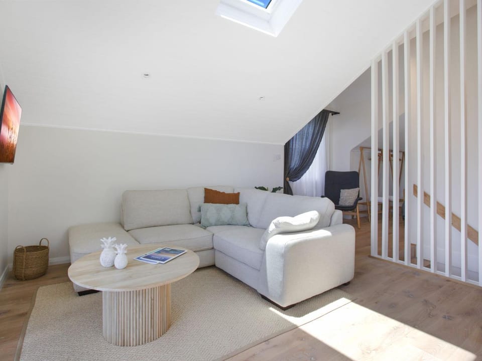 Tea Gardens Loft Apartment in Hawks Nest