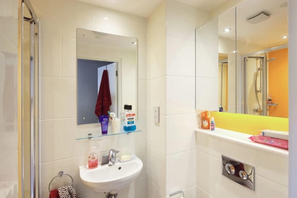 For Students Only - Riverside Way in Winchester Apartment in Winchester
