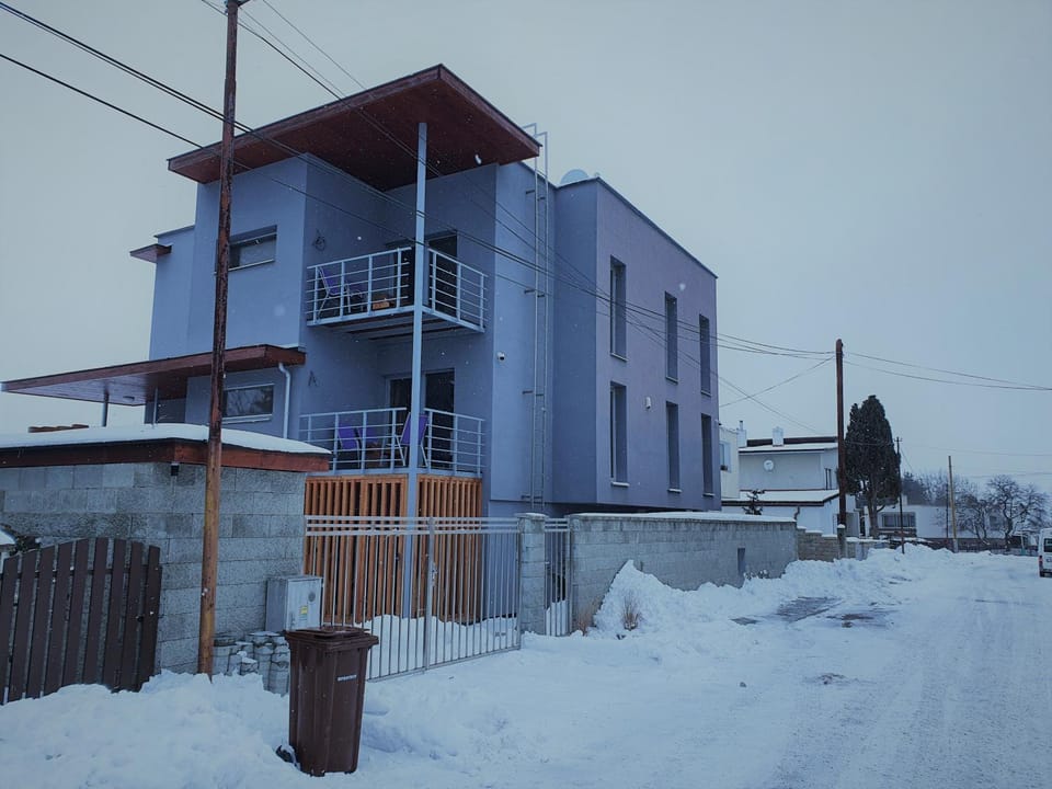 Property building, Winter