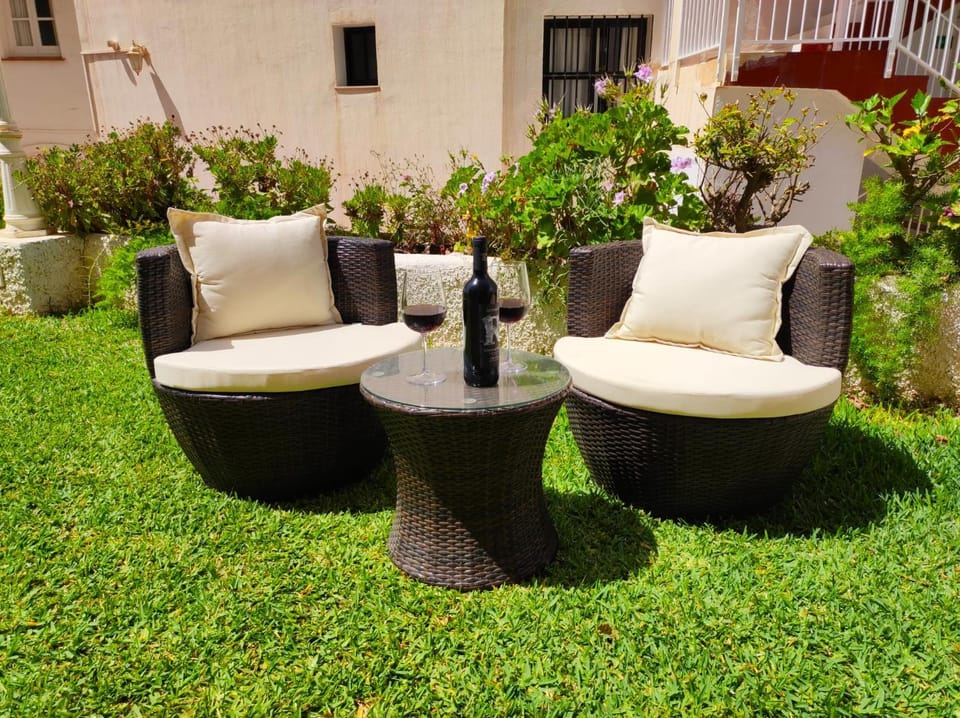 Patio, Garden, Drinks