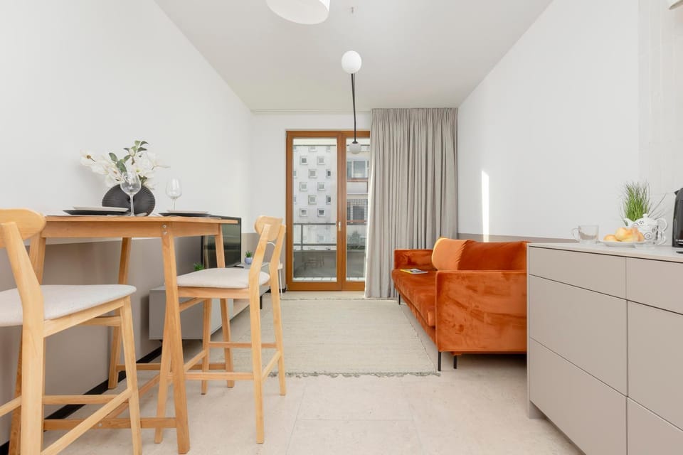 TV and multimedia, Kitchen or kitchenette, Seating area