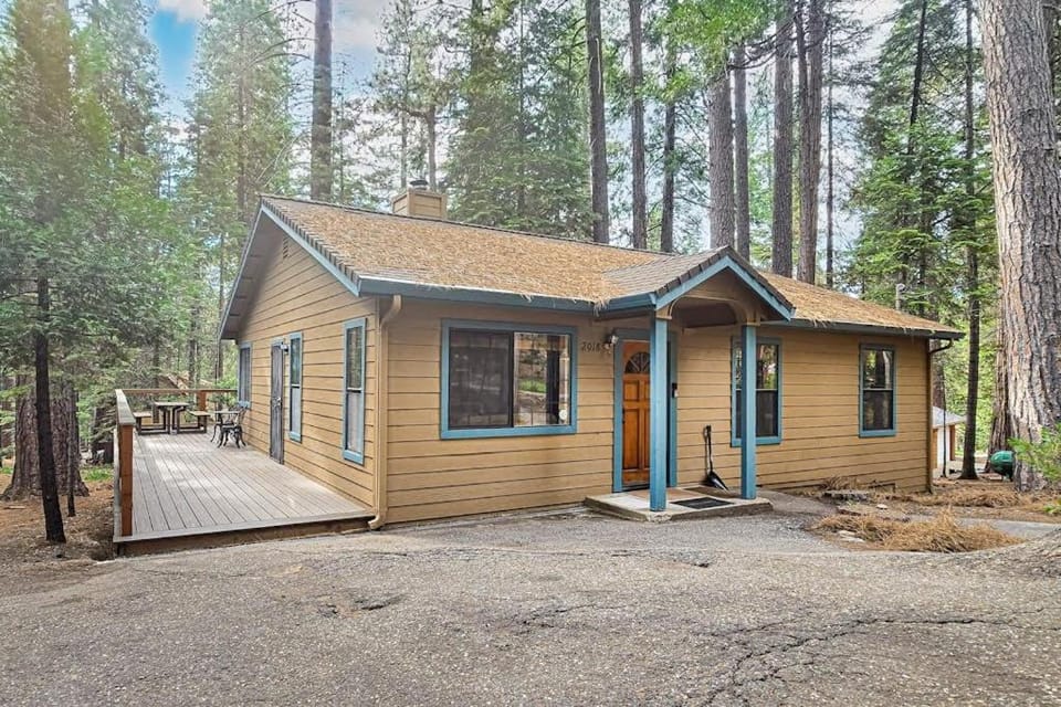 Hikers Haven House in Arnold
