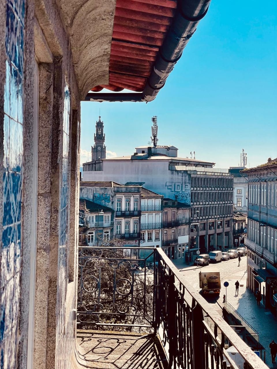 City view, Street view