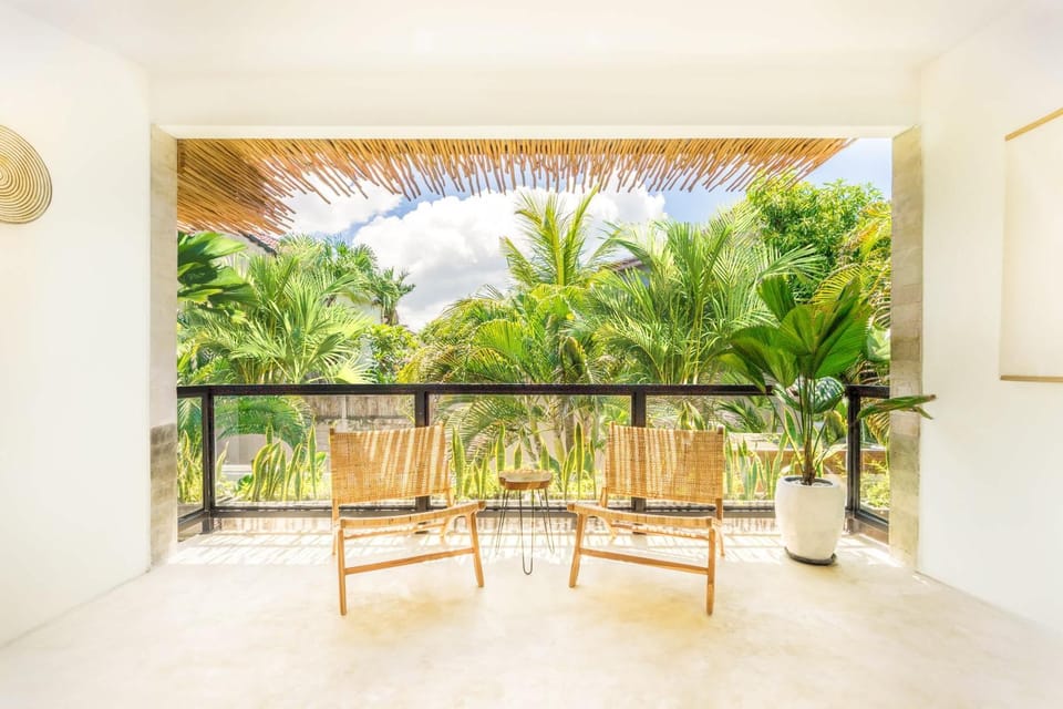 Villa Tokyo - 3 BDR Private Villa - 3 min walk to KU DE TA beach Villa in Kuta