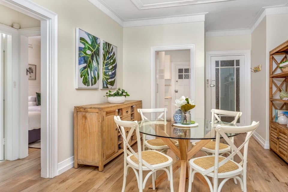 Spacious 2-Bed Apartment in the heart of Manly Apartment in Manly