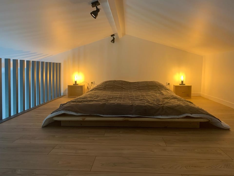 Maisonnette Art Loft jardin et parking by Art de Voyager House in Étretat